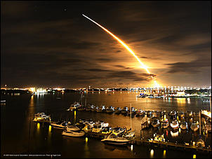 Click image for larger version

Name:	Discovery Night Launch.jpg
Views:	211
Size:	74.0 KB
ID:	869